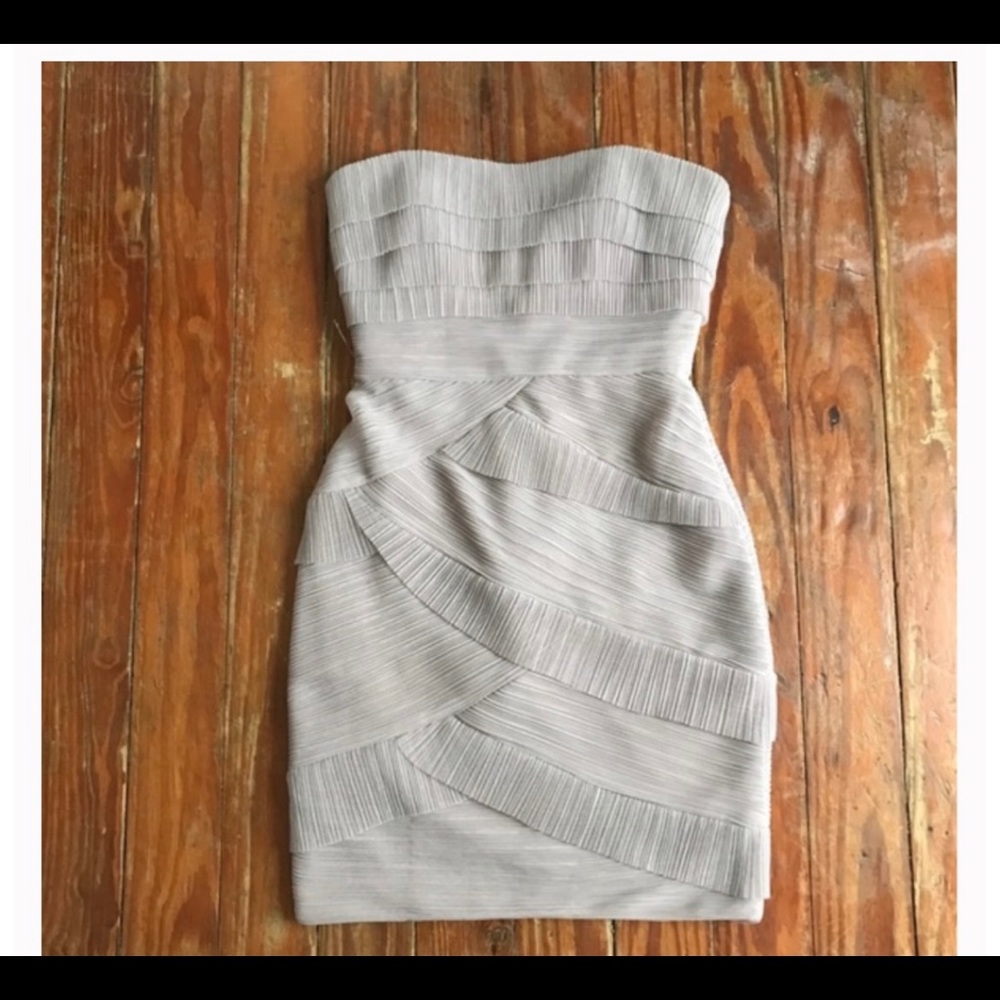 BCBG DRESS - Picture 3 of 4